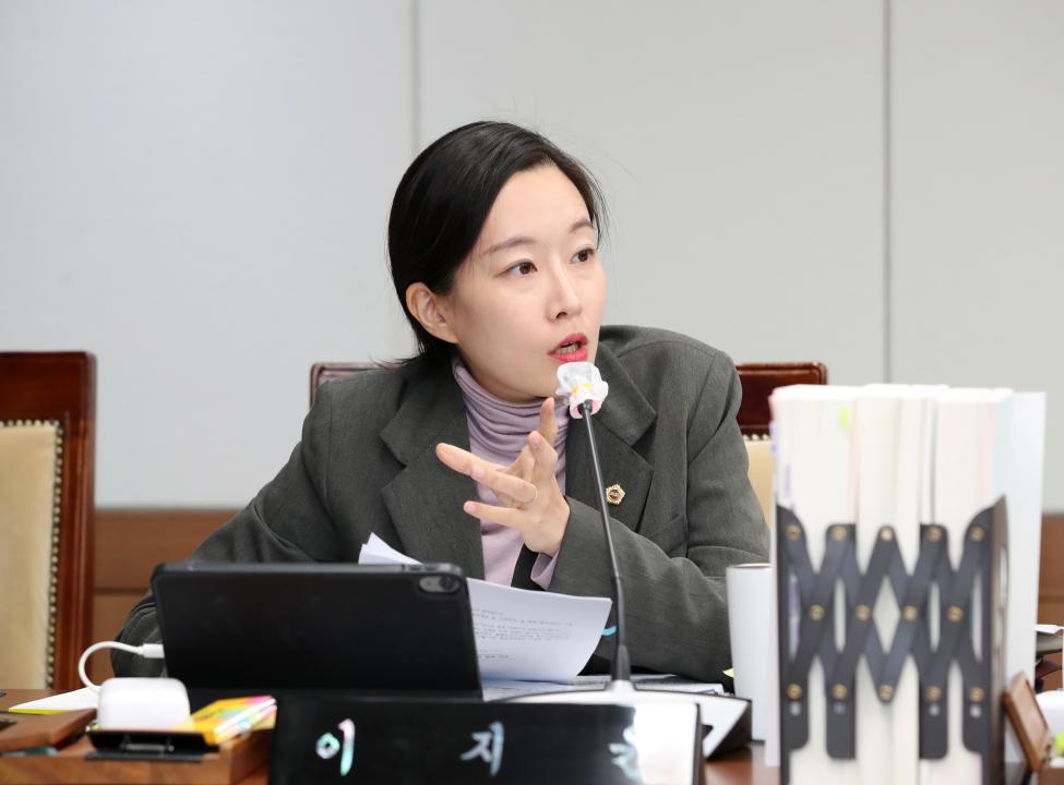 '제356회 정례회 교육위원회 행정사무감사' 게시글의 사진(54) '241118_제356회 정례회 교육위원회 행감_82.JPG'