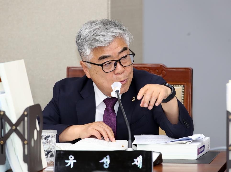 '제352회 정례회 제1차 농수산해양위원회' 게시글의 사진(17) '240611_제352회 정례회 제1차 농수산해양위원회_22.JPG'