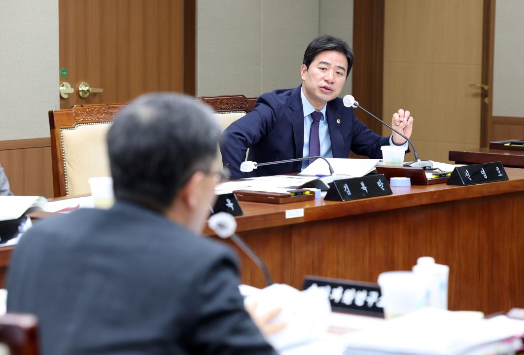 '제357회 임시회 제3차 농수산해양위원회' 게시글의 사진(30) '0207_농수산해양위원회62.jpg'