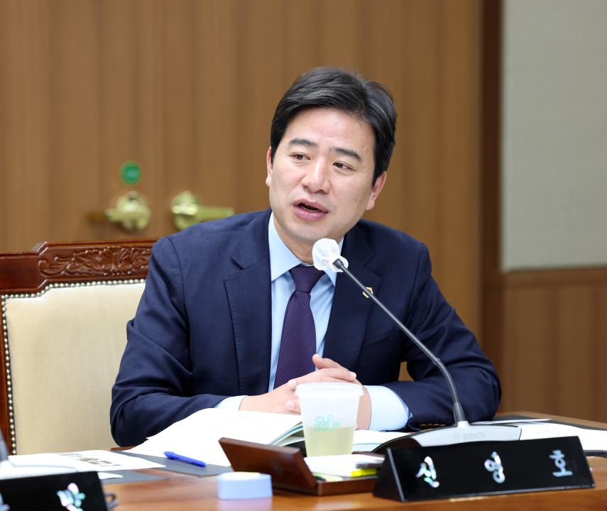 '제357회 임시회 제3차 농수산해양위원회' 게시글의 사진(32) '0207_농수산해양위원회55.jpg'
