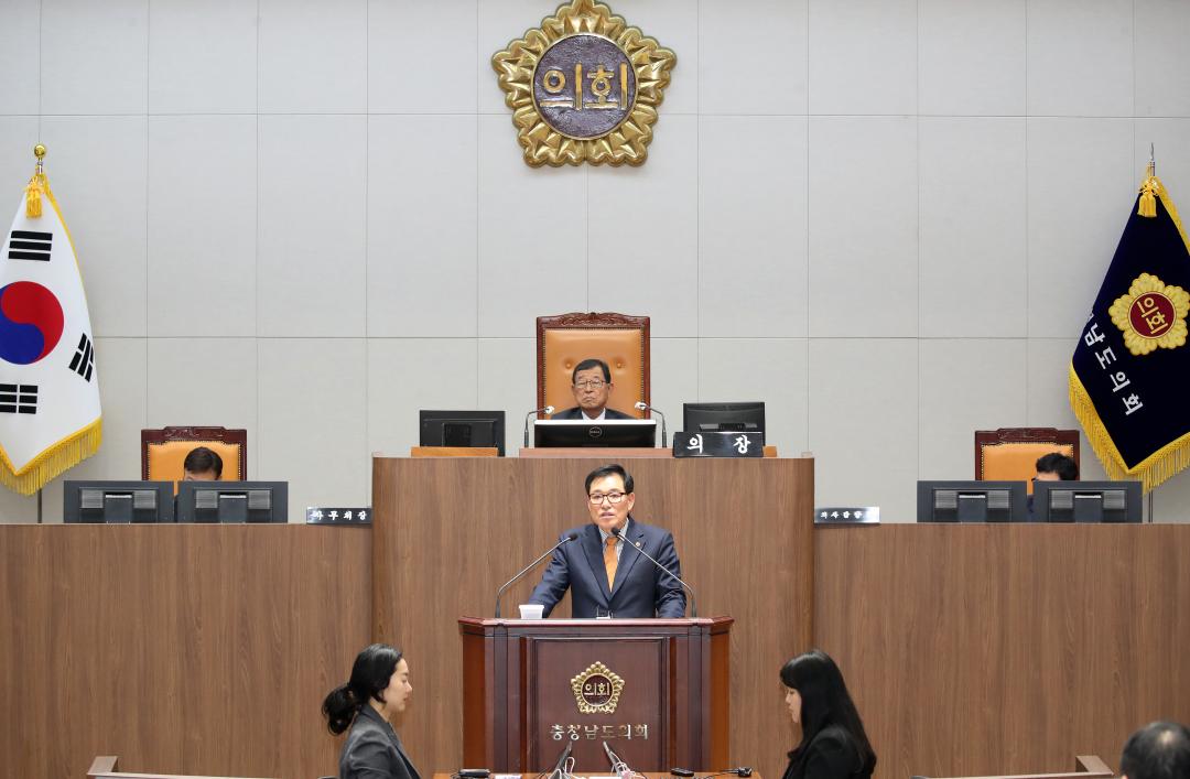 '제348회 정례회 제4차 본회의 이재운 의원 건의안' 게시글의 사진(8) '231215_제348회 정례회 제4차 본회의 이재운 의원 건의안_06.JPG'