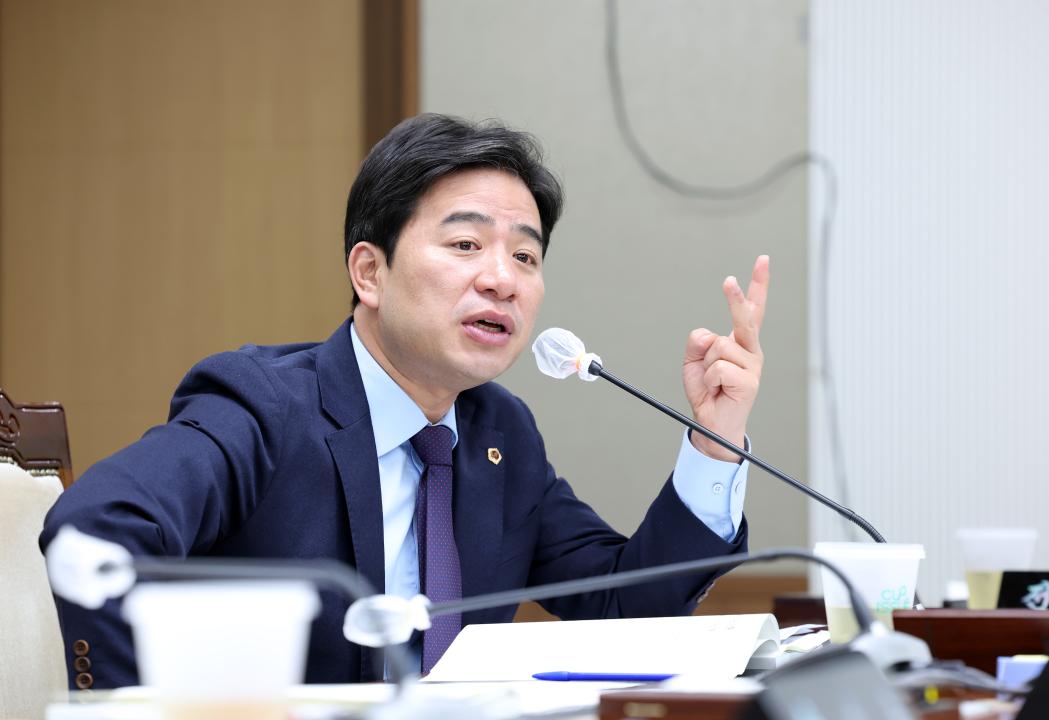 '제357회 임시회 제3차 농수산해양위원회' 게시글의 사진(43) '0207_농수산해양위원회68.jpg'
