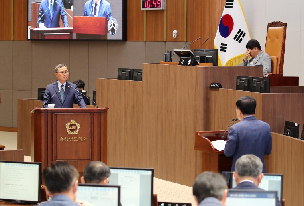 '제352회 정례회 제3차 본회의 윤희신 의원 도정 및 교육행정 질문' 게시글의 사진(12) '240621_제352회 정례회 제3차 본회의 윤희신 의원 질문_51.JPG'