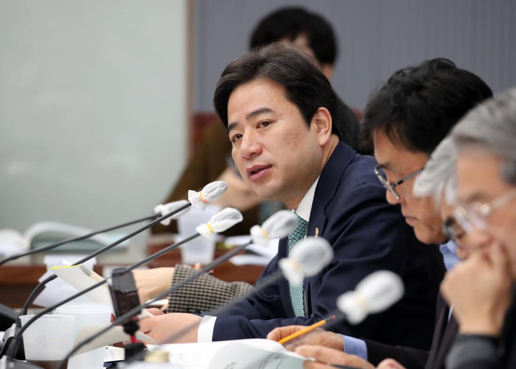 '제1차 예산결산특별위원회' 게시글의 사진(16) '250218_제357회 임시회 예산결산특별위원회_18.JPG'
