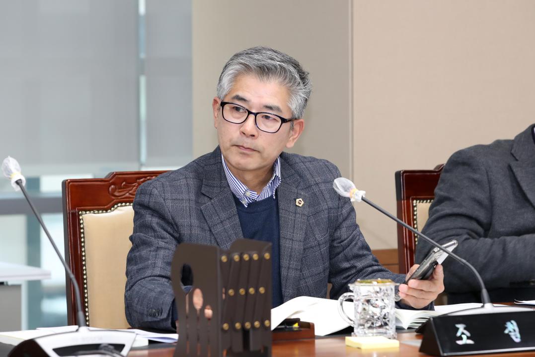 '제357회 임시회 제4차 건설소방위원회' 게시글의 사진(18) '250210_제357회 임시회 제4차 건설소방위원회_20.JPG'