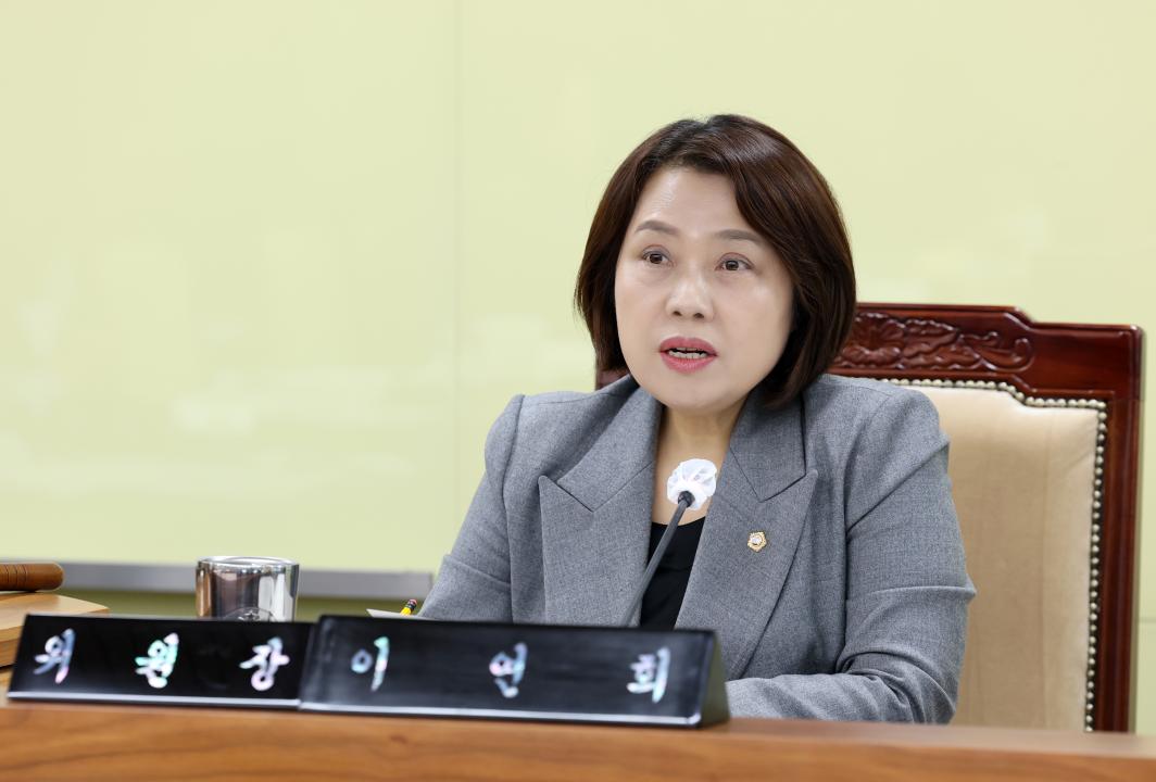 '제357회 임시회 제3차 농수산해양위원회' 게시글의 사진(10) '0207_농수산해양위원회22.jpg'