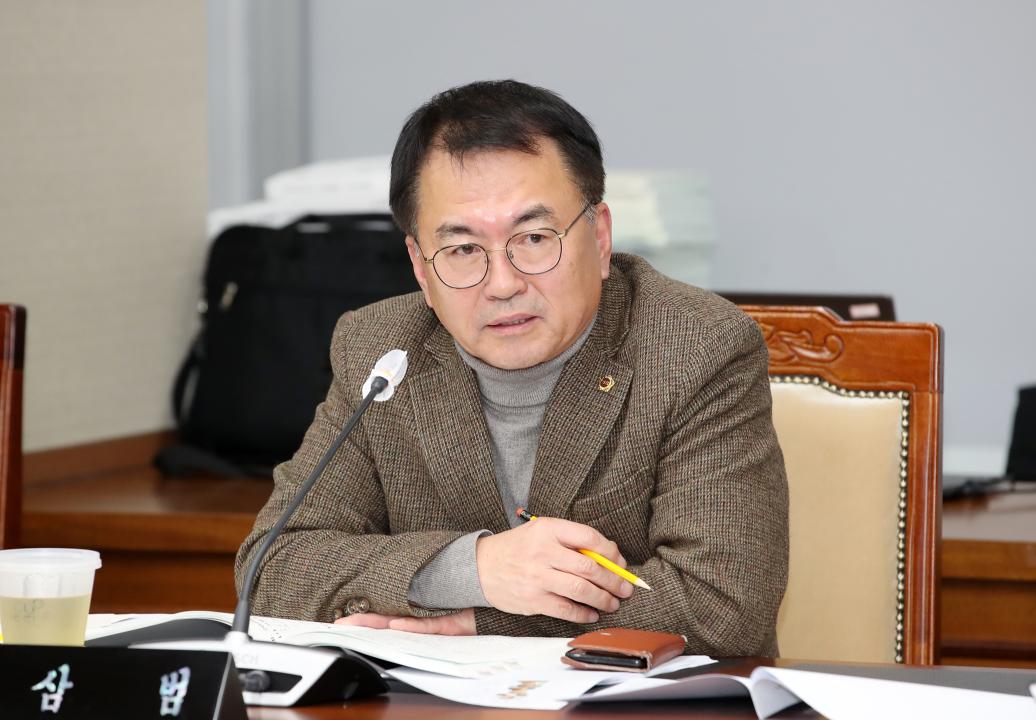 '제357회 임시회 제1차 농수산해양위원회' 게시글의 사진(52) '250205_제357회 임시회 농수산해양위원회_57.JPG'