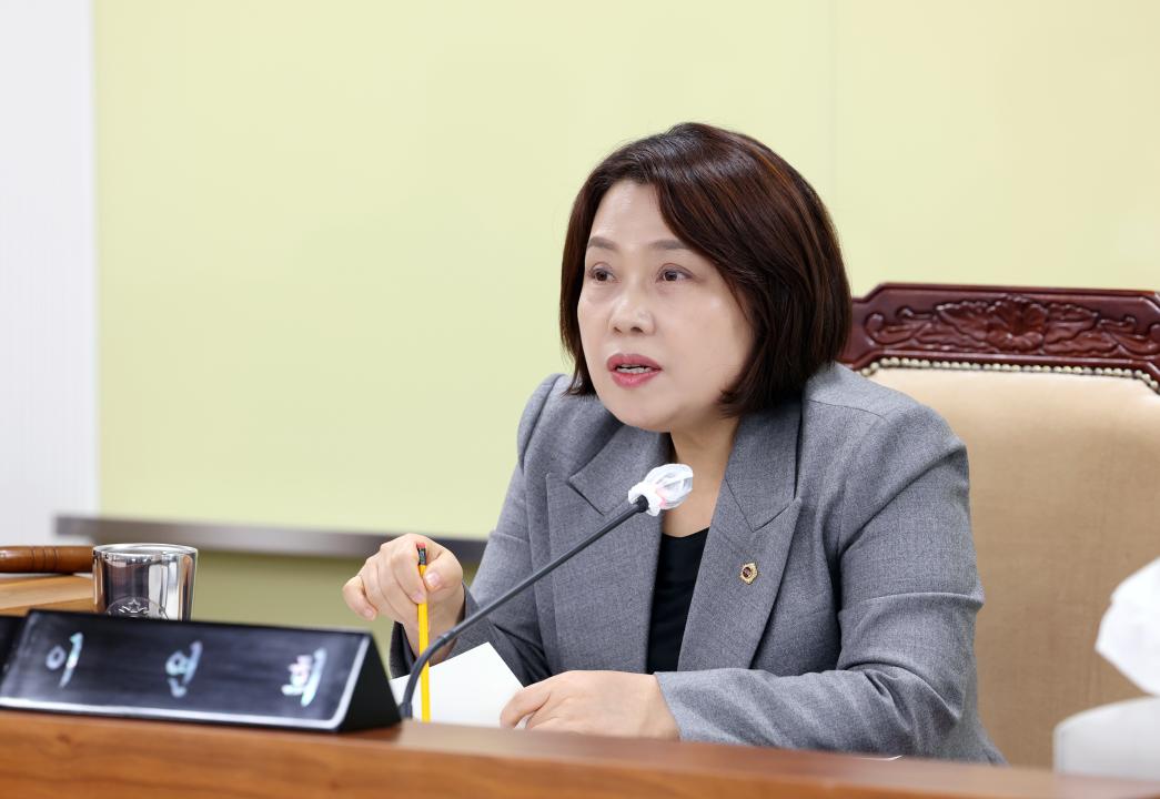 '제357회 임시회 제3차 농수산해양위원회' 게시글의 사진(25) '0207_농수산해양위원회37.jpg'