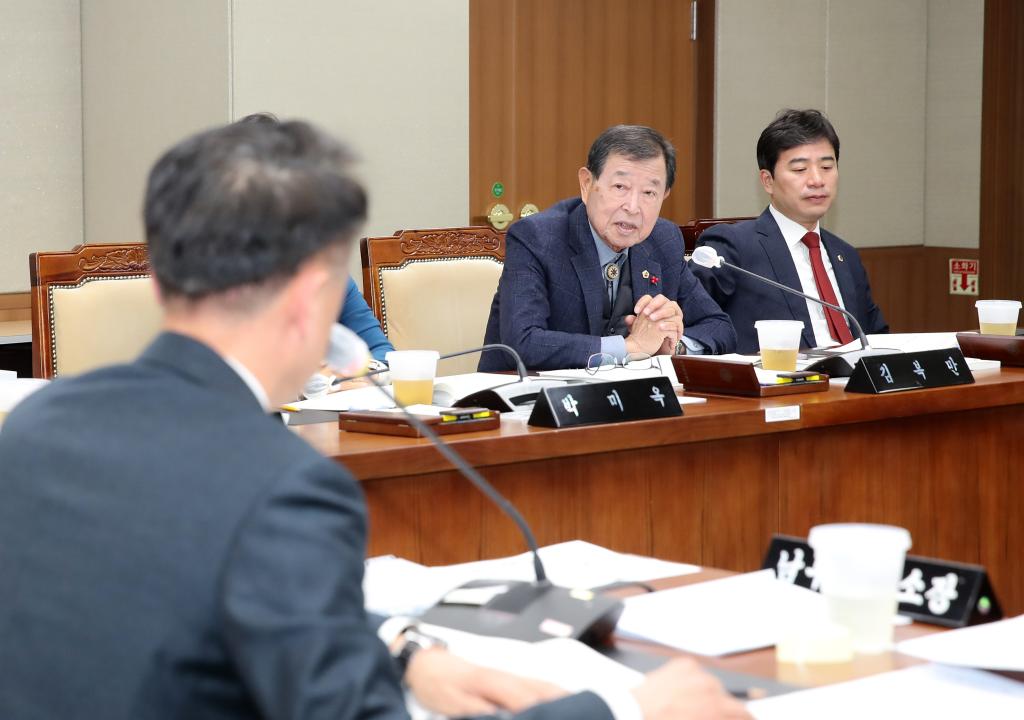 '제357회 임시회 제2차 농수산해양위원회' 게시글의 사진(22) '250206_제357회 임시회 제2차 농수산해양위원회_28.JPG'