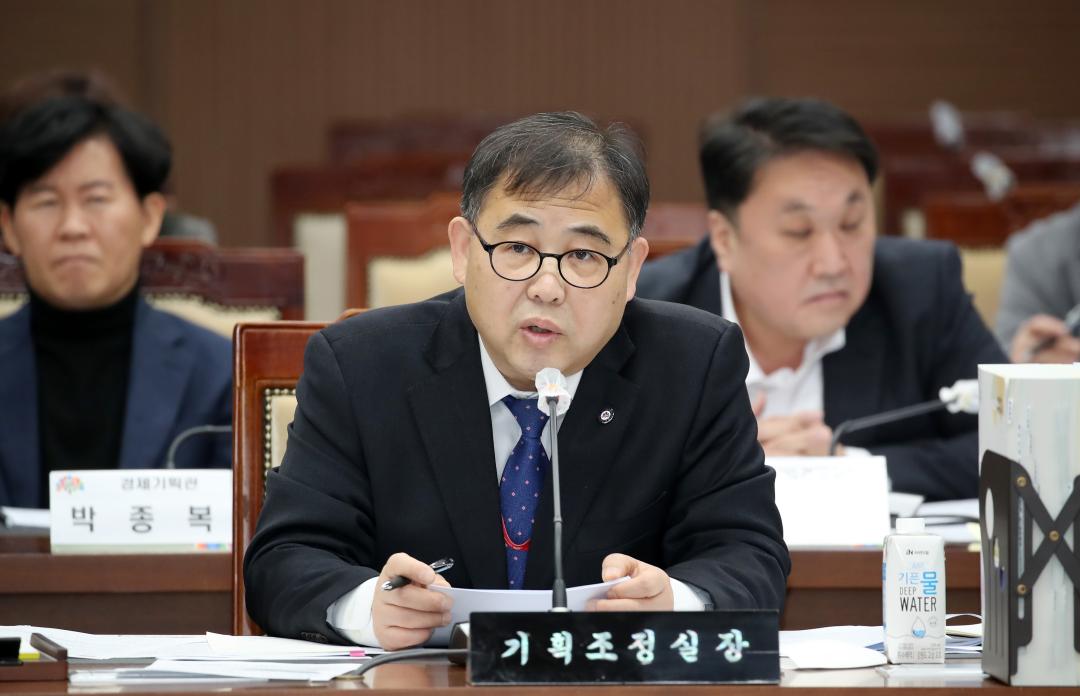 '제1차 예산결산특별위원회' 게시글의 사진(60) '250218_제357회 임시회 예산결산특별위원회_72.JPG'