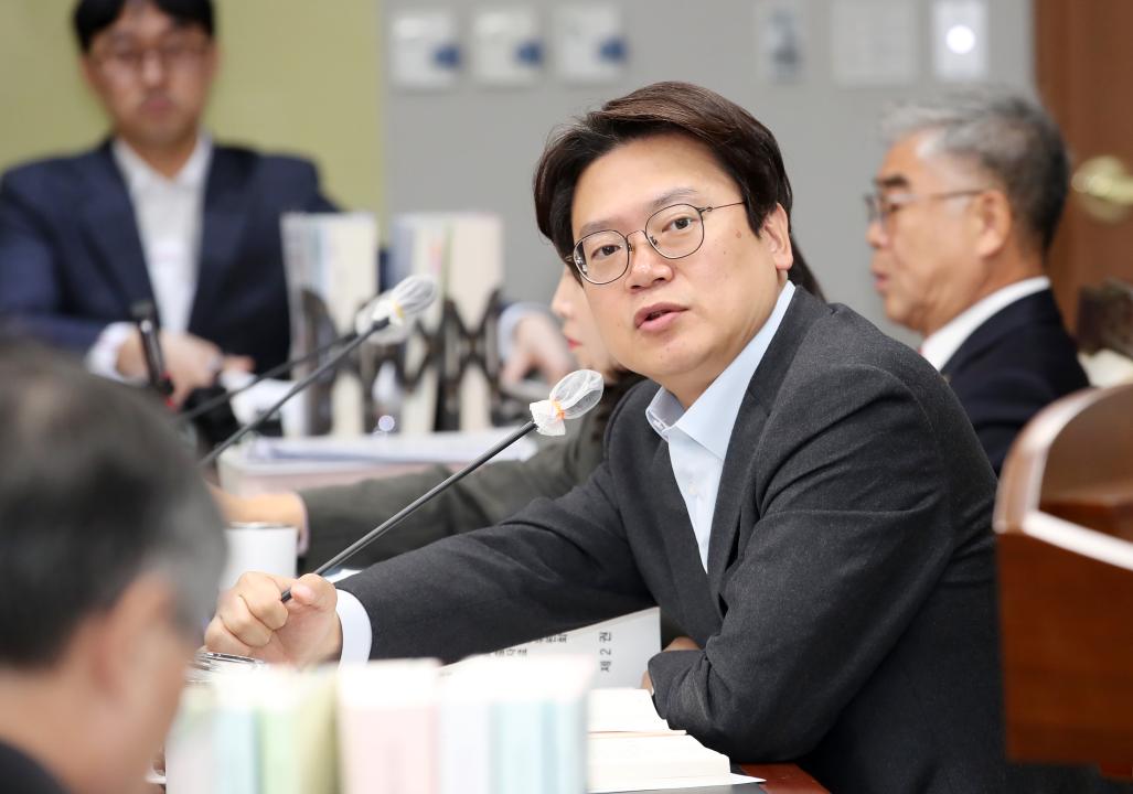 '제356회 정례회 교육위원회 행정사무감사' 게시글의 사진(45) '241118_제356회 정례회 교육위원회 행감_70.JPG'