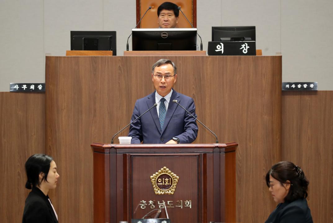 '제352회 정례회 제3차 본회의 윤희신 의원 도정 및 교육행정 질문' 게시글의 사진(5) '240621_제352회 정례회 제3차 본회의 윤희신 의원 질문_04.JPG'