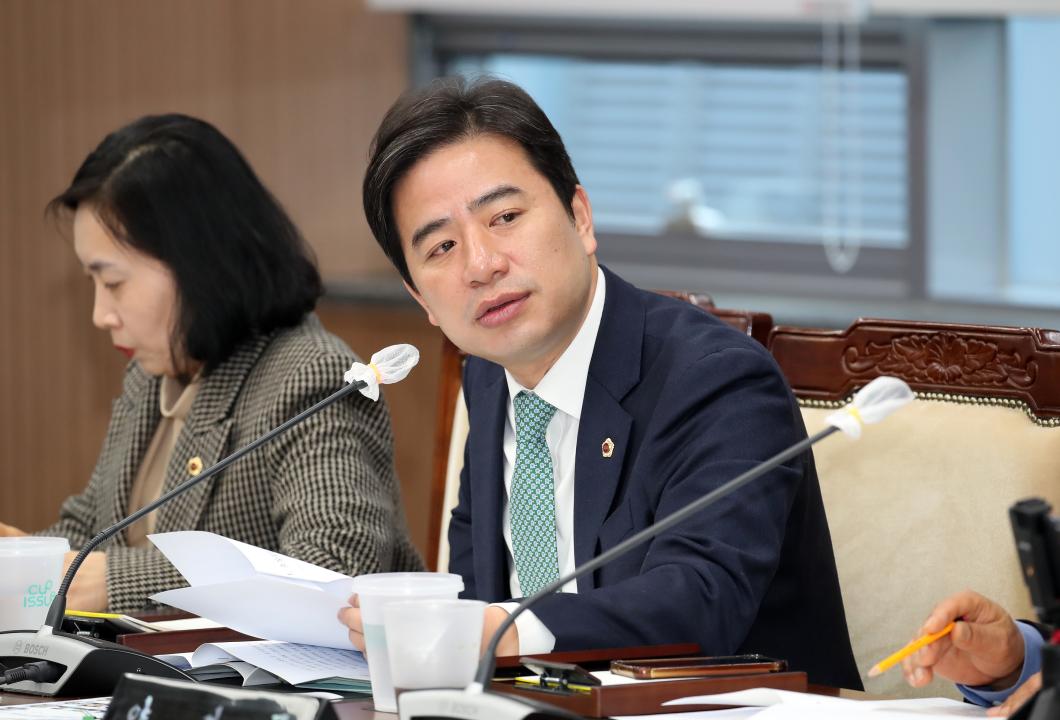'제1차 예산결산특별위원회' 게시글의 사진(19) '250218_제357회 임시회 예산결산특별위원회_21.JPG'