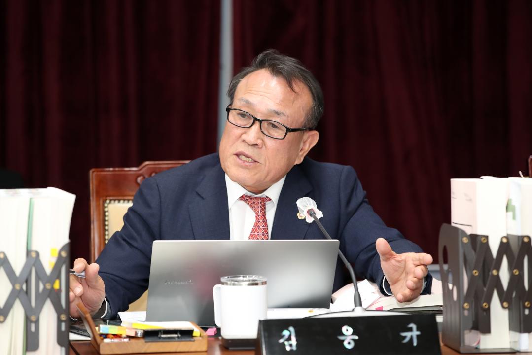 '제356회 정례회 교육위원회 행정사무감사' 게시글의 사진(69) '241118_제356회 정례회 교육위원회 행감_99.JPG'