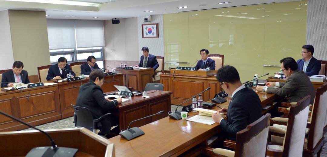 '제284회 임시회 안전건설해양소방위원회' 게시글의 사진(1) '160128_제284회임시회-안건해소위1.jpg'