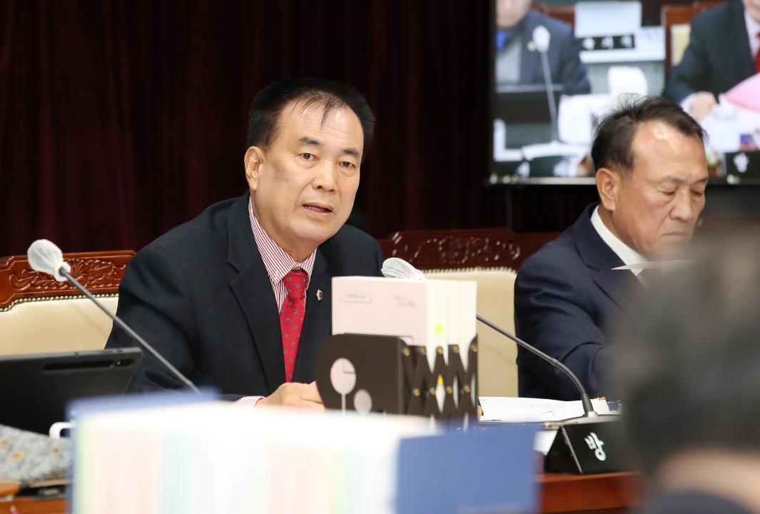 '제356회 정례회 교육위원회 행정사무감사' 게시글의 사진(24) '241118_제356회 정례회 교육위원회 행감_37.JPG'
