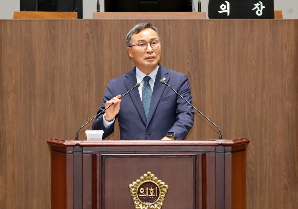 '제352회 정례회 제3차 본회의 윤희신 의원 도정 및 교육행정 질문' 게시글의 사진(4) '240621_제352회 정례회 제3차 본회의 윤희신 의원 질문_01.JPG'