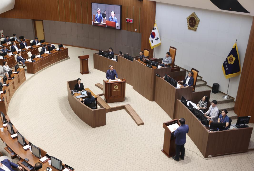 '제352회 정례회 제3차 본회의 윤희신 의원 도정 및 교육행정 질문' 게시글의 사진(22) '240621_제352회 정례회 제3차 본회의 (도정 및 교육행정 질문) (44).JPG'