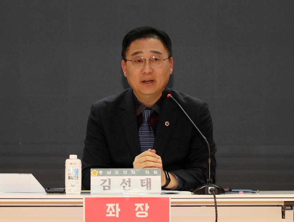 '김선태 의원 충남형 당뇨환자지원센터 건립 방안 의정토론회' 게시글의 사진(34) '250319_김선태 의원 당뇨병환자 지원센터 의정토론회_37.JPG'