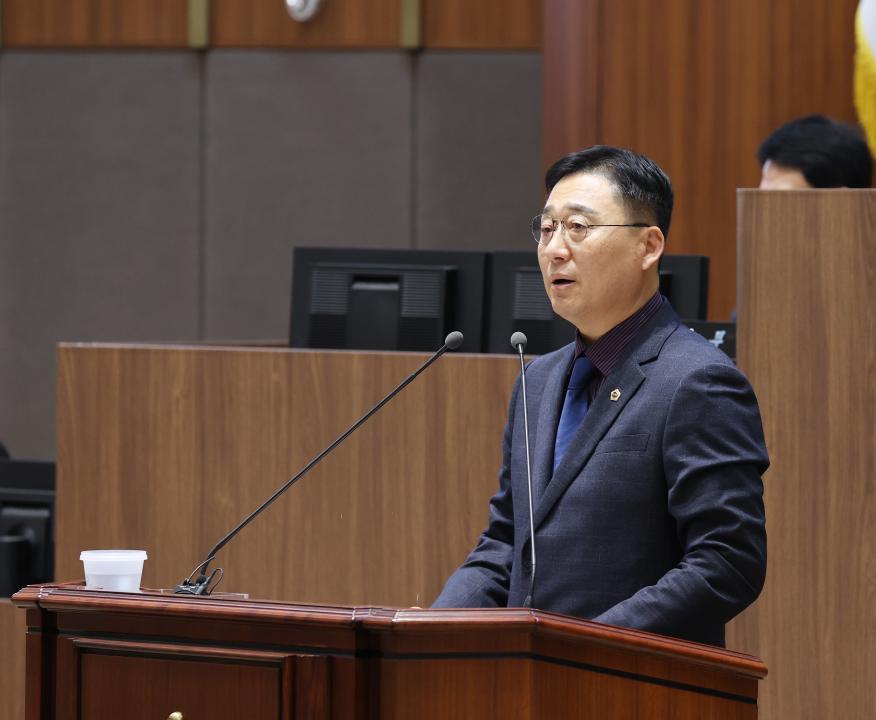 '제356회 정례회 제4차 본회의 김선태 의원 5분발언' 게시글의 사진(8) '241216_제356회 정례회 제4차 본회의 (10).JPG'