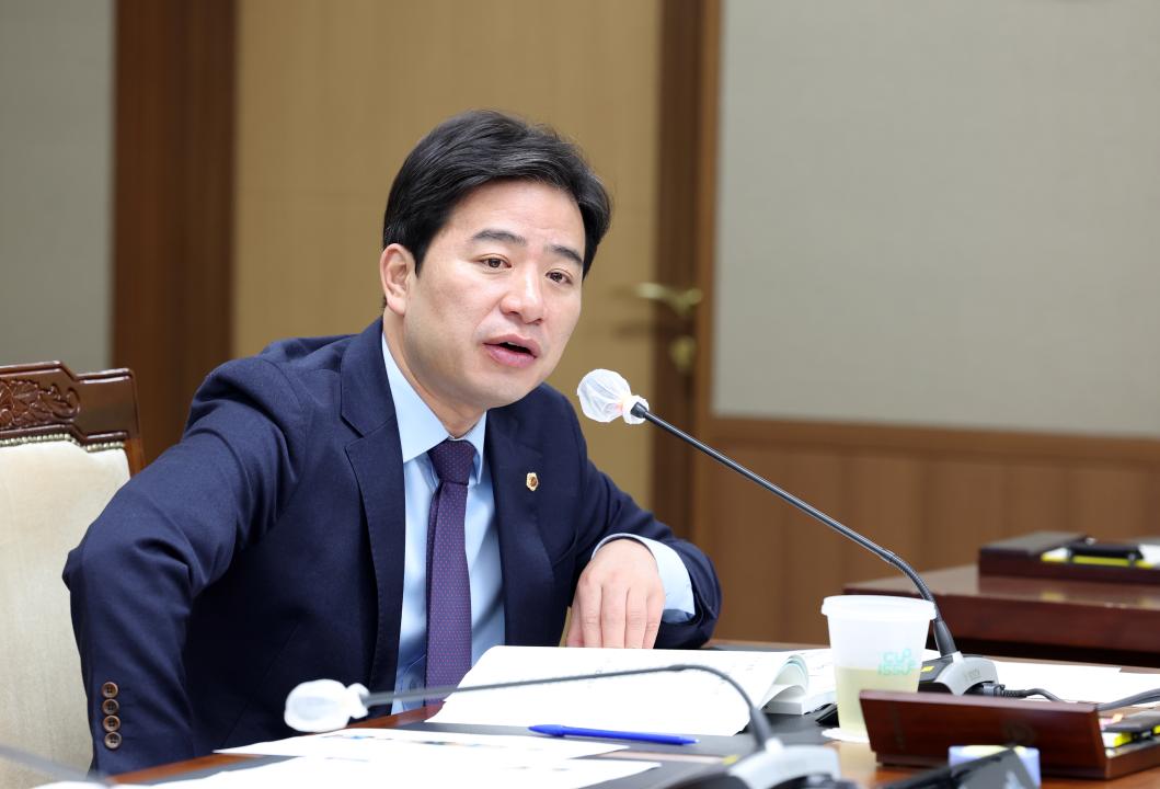 '제357회 임시회 제3차 농수산해양위원회' 게시글의 사진(38) '0207_농수산해양위원회61.jpg'
