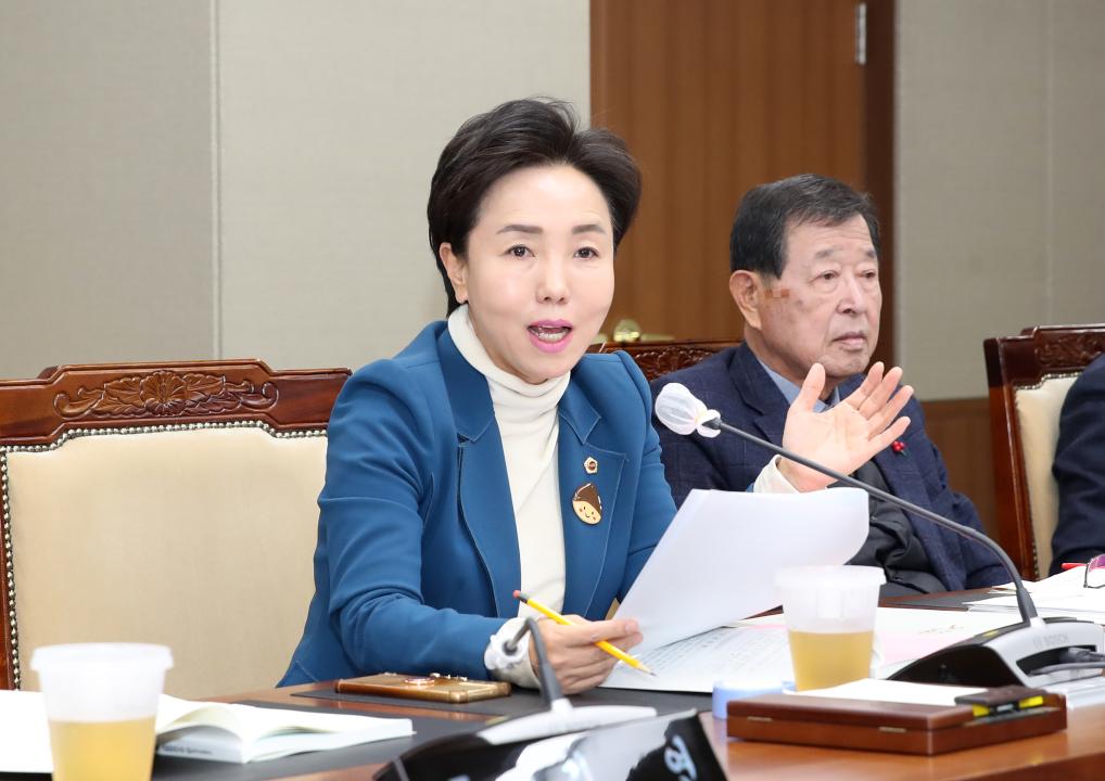 '제357회 임시회 제2차 농수산해양위원회' 게시글의 사진(23) '250206_제357회 임시회 제2차 농수산해양위원회_32.JPG'