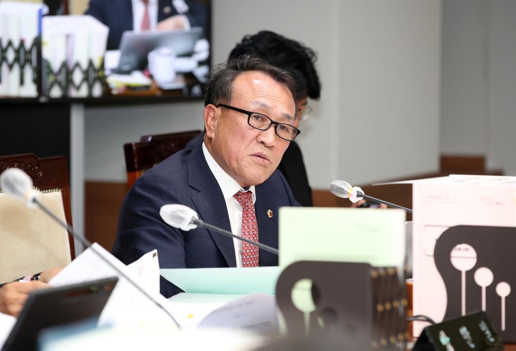 '제356회 정례회 교육위원회 행정사무감사' 게시글의 사진(72) '241118_제356회 정례회 교육위원회 행감_103.JPG'