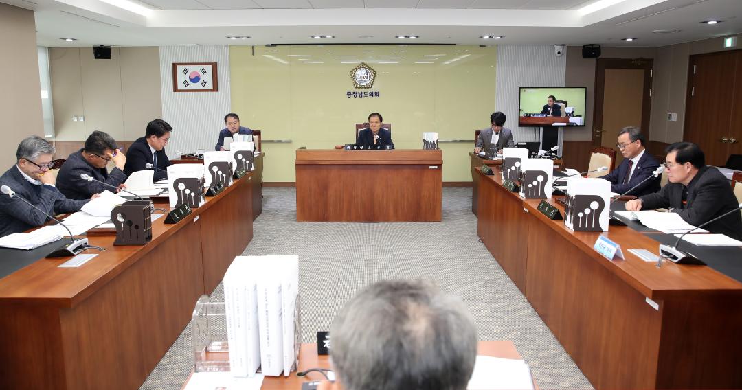'제357회 임시회 제3차 건설소방위원회' 게시글의 사진(4) '250207_제357회 임시회 제3차 건설소방위원회_01.JPG'