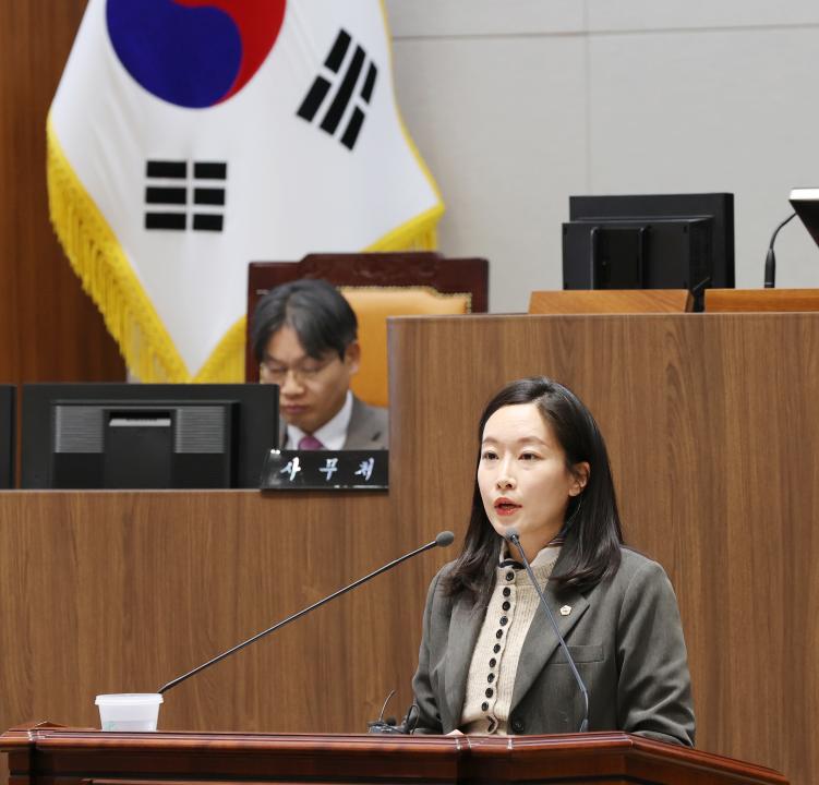 '제357회 임시회 제1차 본회의 이지윤 의원 5분발언' 게시글의 사진(10) '250204_제357회 임시회 제1차 본회의 (141).JPG'