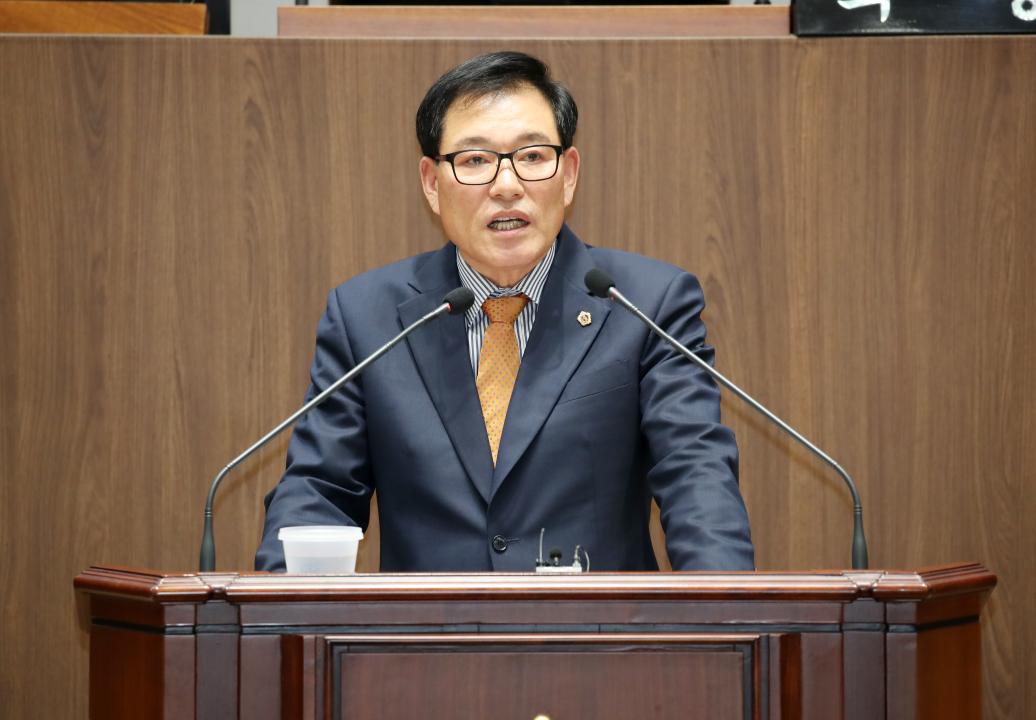 '제348회 정례회 제4차 본회의 이재운 의원 건의안' 게시글의 사진(3) '231215_제348회 정례회 제4차 본회의 이재운 의원 건의안_04.JPG'