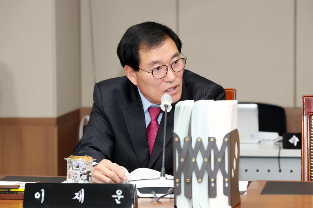 '제357회 임시회 제4차 건설소방위원회' 게시글의 사진(27) '250210_제357회 임시회 제4차 건설소방위원회_34.JPG'