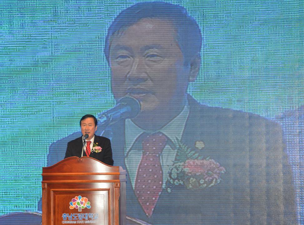 '2015학년도 충남도립대학교 학위수여식' 게시글의 사진(9) '160203_충남도립대학교학위수여식10.jpg'