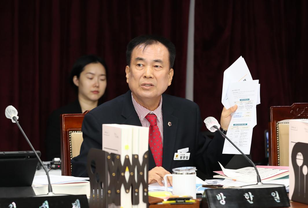 '제356회 정례회 교육위원회 행정사무감사' 게시글의 사진(28) '241118_제356회 정례회 교육위원회 행감_44.JPG'