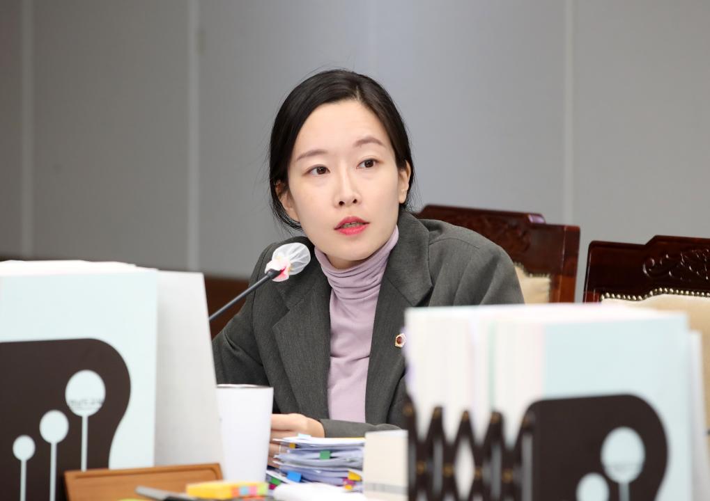 '제356회 정례회 교육위원회 행정사무감사' 게시글의 사진(53) '241118_제356회 정례회 교육위원회 행감_81.JPG'