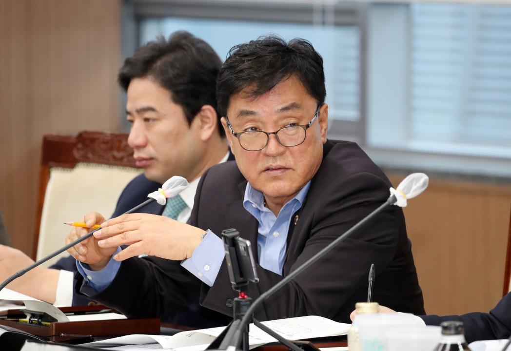 '제1차 예산결산특별위원회' 게시글의 사진(22) '250218_제357회 임시회 예산결산특별위원회_26.JPG'