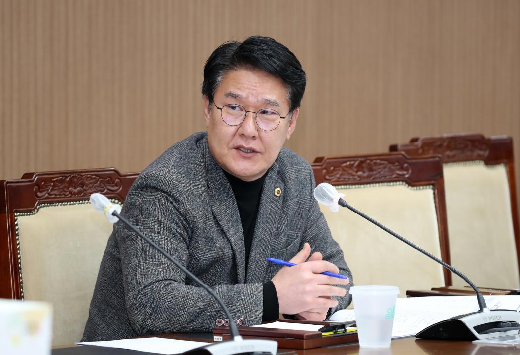'제1차 예산결산특별위원회' 게시글의 사진(45) '250218_제357회 임시회 예산결산특별위원회_56.JPG'