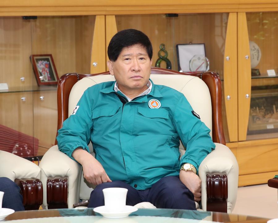 '충남도교육청 을지훈련 근무자 격려 방문' 게시글의 사진(6) '240820_을지훈련 근무자 격려 방문 도교육청_07.JPG'