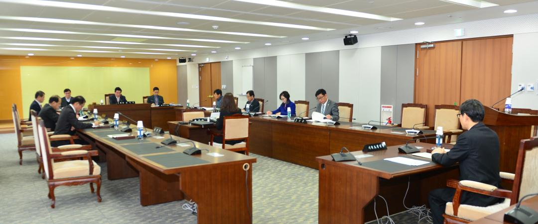 '제276회 충청남도의회 임시회 충청권상생발전특별위원회' 게시글의 사진(4) '150204_제276회 임시회 충청권상생발전특별위원회15.jpg'