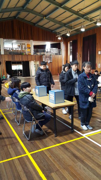 '논산 반월초등학교 찾아가는 청소년 의회교실 개최' 게시글의 사진(7) '20171130_103306.jpg'