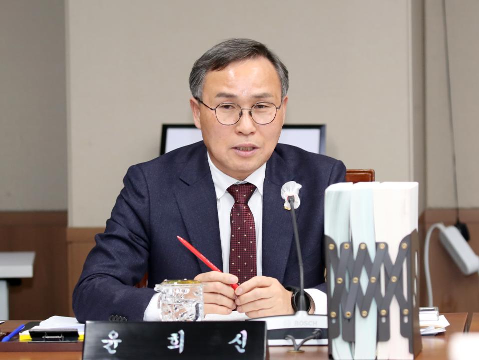 '제357회 임시회 제3차 건설소방위원회' 게시글의 사진(23) '250207_제357회 임시회 제3차 건설소방위원회_34.JPG'
