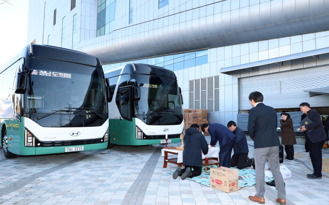 신규 공용차량(버스 2대) 안전운행 기원 행사