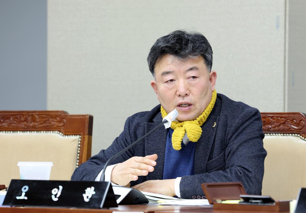 '제357회 임시회 제3차 농수산해양위원회' 게시글의 사진(68) '0207_농수산해양위원회103.jpg'