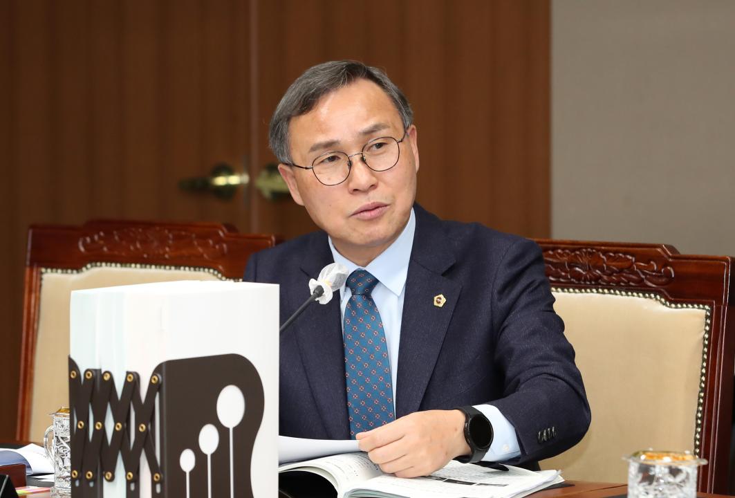 '제357회 임시회 제4차 건설소방위원회' 게시글의 사진(31) '250210_제357회 임시회 제4차 건설소방위원회_41.JPG'