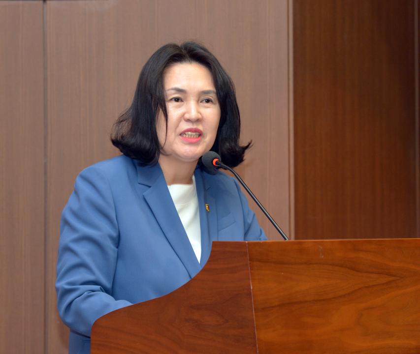 '21세기 미래역량을 키우는 수학교육의 방향 의정토론회' 게시글의 사진(2) '0410_한옥동 의원 의정토론회03.jpg'