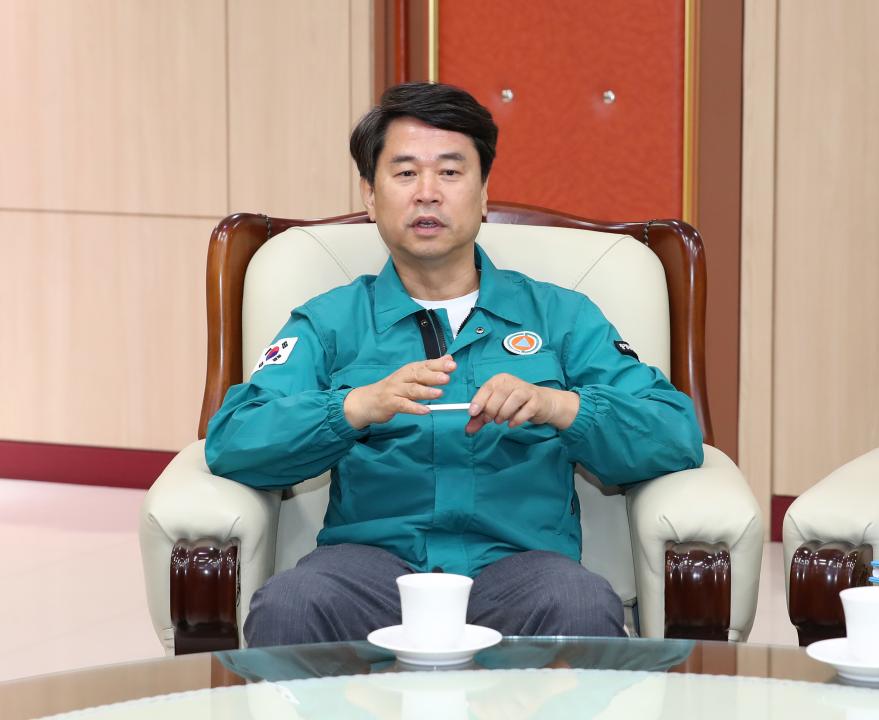 '충남도교육청 을지훈련 근무자 격려 방문' 게시글의 사진(8) '240820_을지훈련 근무자 격려 방문 도교육청_10.JPG'