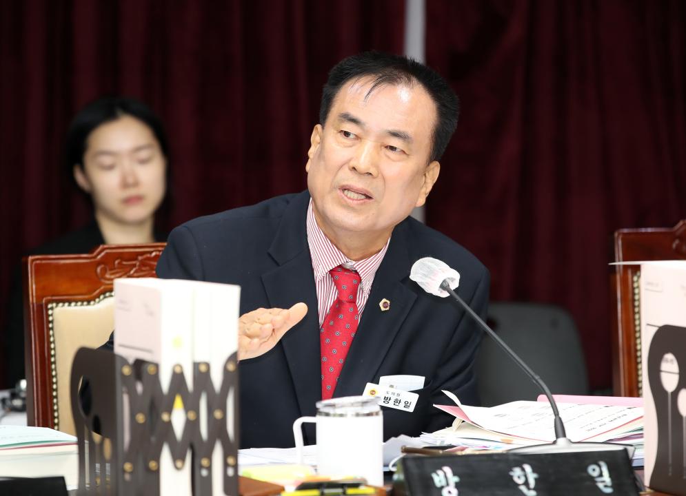 '제356회 정례회 교육위원회 행정사무감사' 게시글의 사진(26) '241118_제356회 정례회 교육위원회 행감_39.JPG'