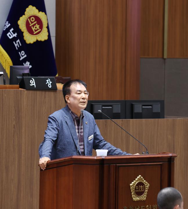 '제355회 임시회 제2차 본회의 방한일 의원 도정 교육행정 질문' 게시글의 사진(10) '240828_제355회 임시회 제2차 본회의 (10).JPG'