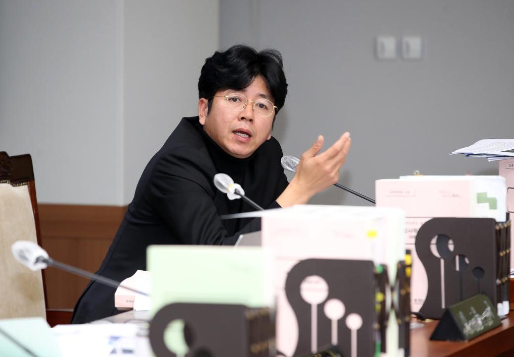 '제356회 정례회 교육위원회 행정사무감사' 게시글의 사진(60) '241118_제356회 정례회 교육위원회 행감_89.JPG'