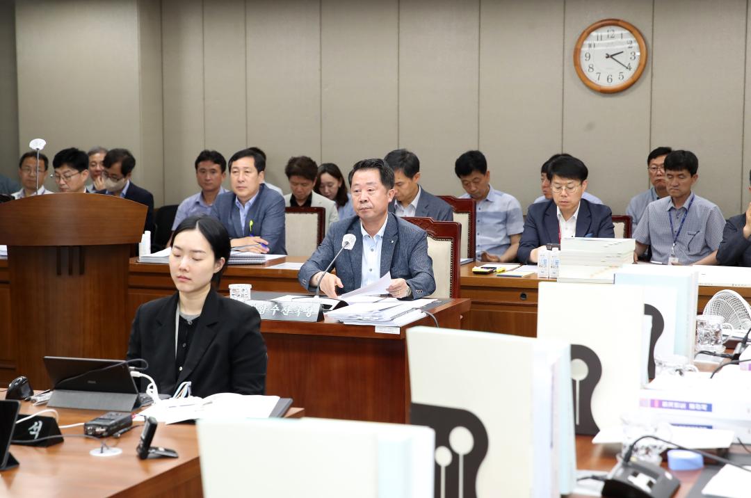 '제352회 정례회 제1차 농수산해양위원회' 게시글의 사진(21) '240611_제352회 정례회 제1차 농수산해양위원회_26.JPG'