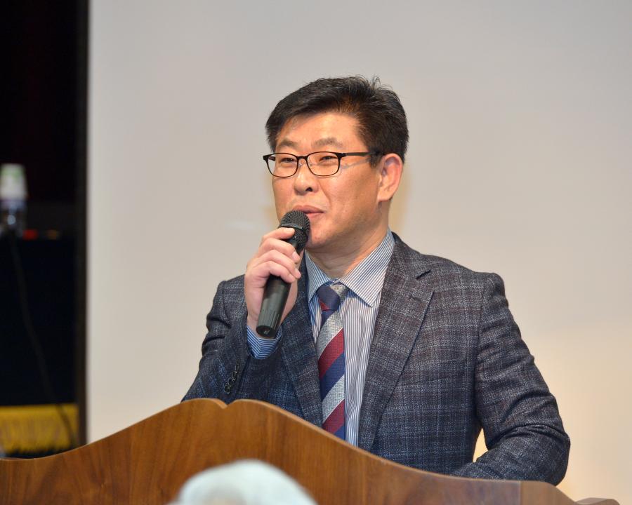 '21세기 미래역량을 키우는 수학교육의 방향 의정토론회' 게시글의 사진(9) '0410_한옥동 의원 의정토론회10.jpg'